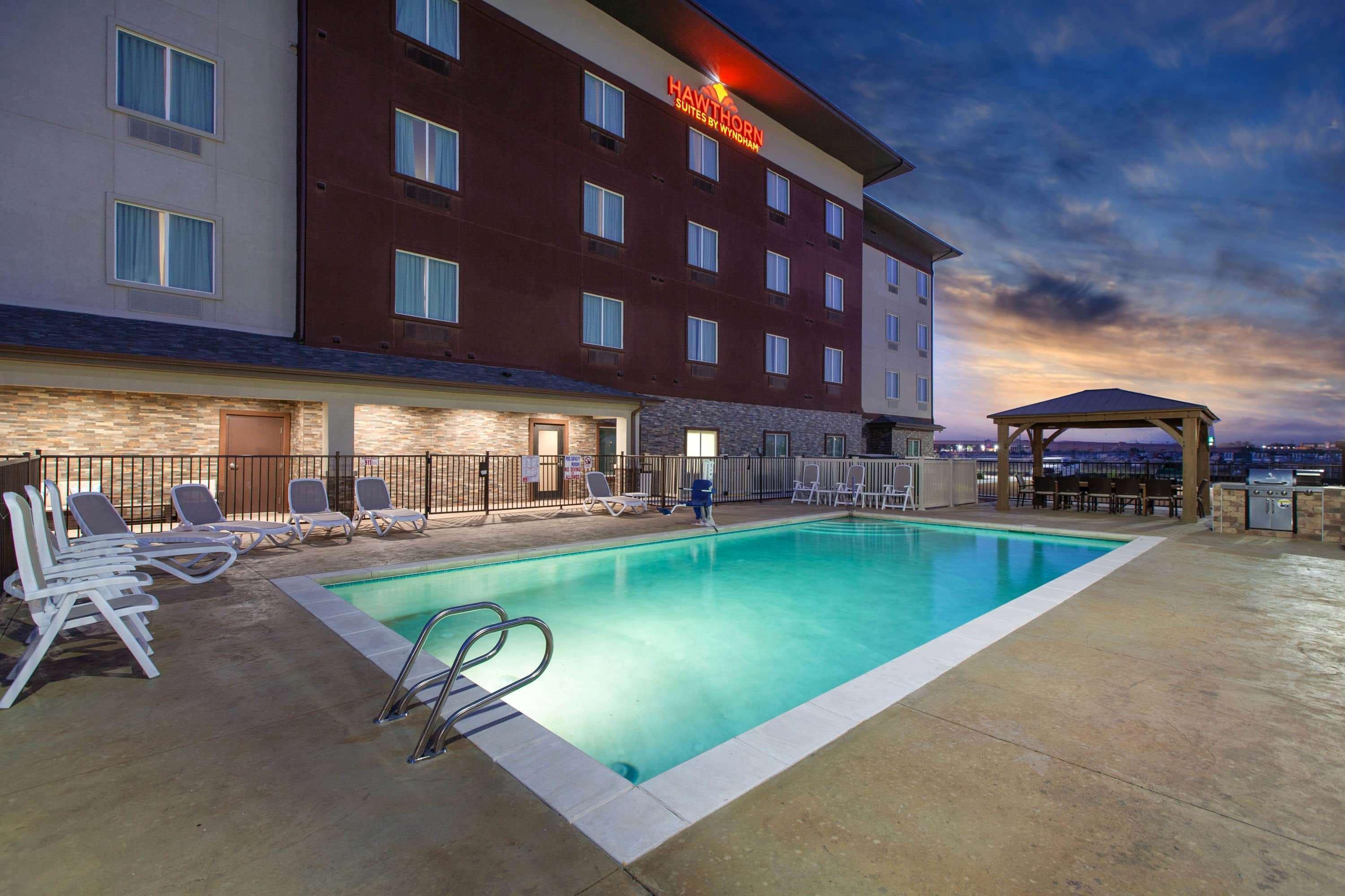 Hawthorn Extended Stay By Wyndham אודסה מראה חיצוני תמונה